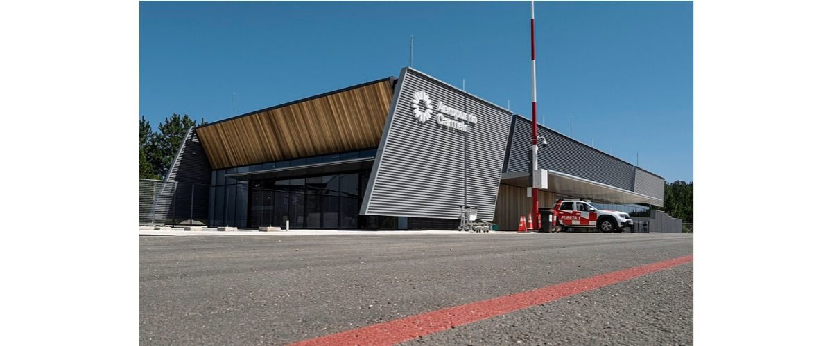 Aeropuerto_Internacional_de_Carmelo-web