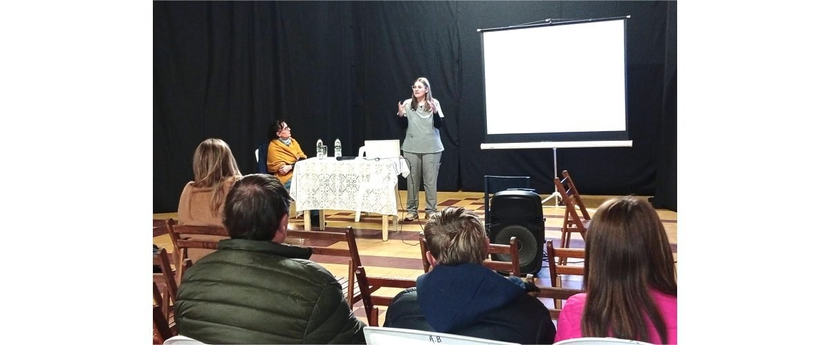 Charla-Florencia-Mendez