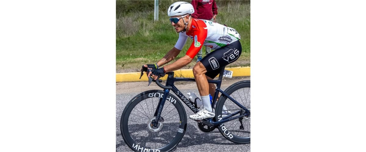 Diego Jamen ganador de la vuelta ciclista a la ciudad de Colonia
