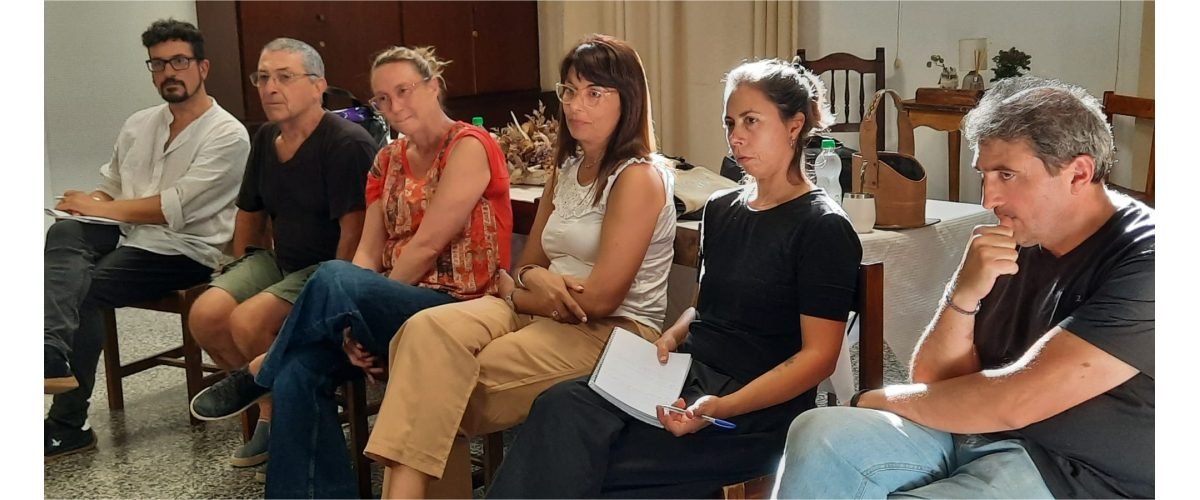 Directora-Paola-Florio-y-su-equipo