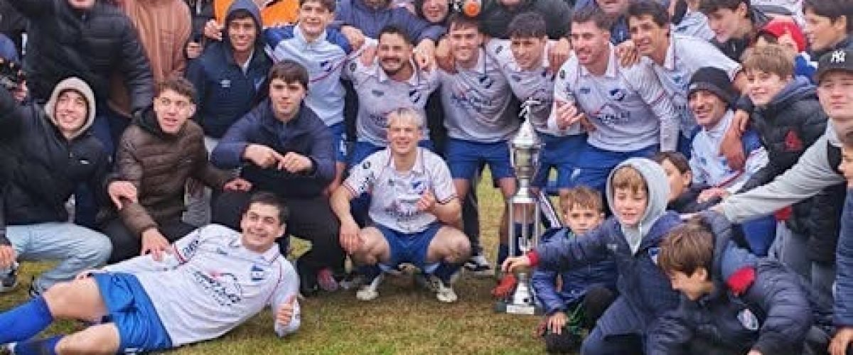 Nacional Cardona campeón